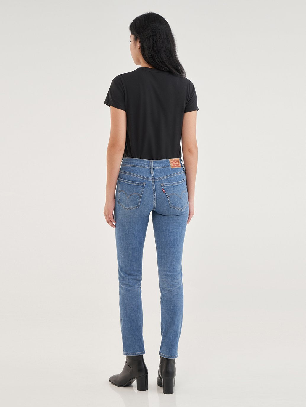 Levi's® Women's 312 Shaping Slim Jeans