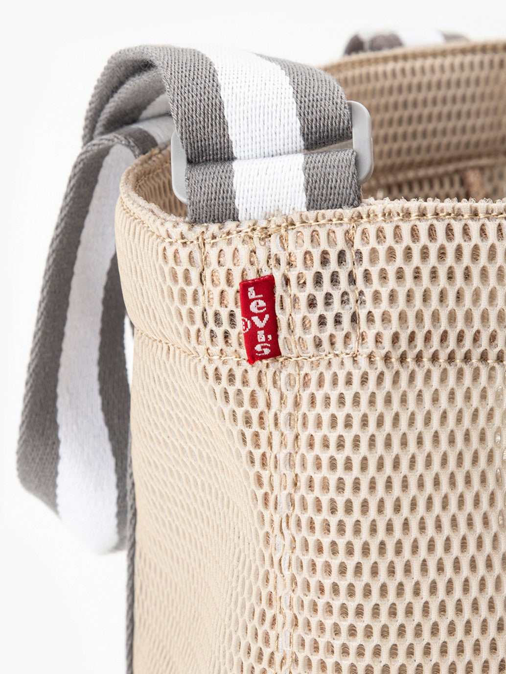 Levi's® Men's Mesh Icon Tote