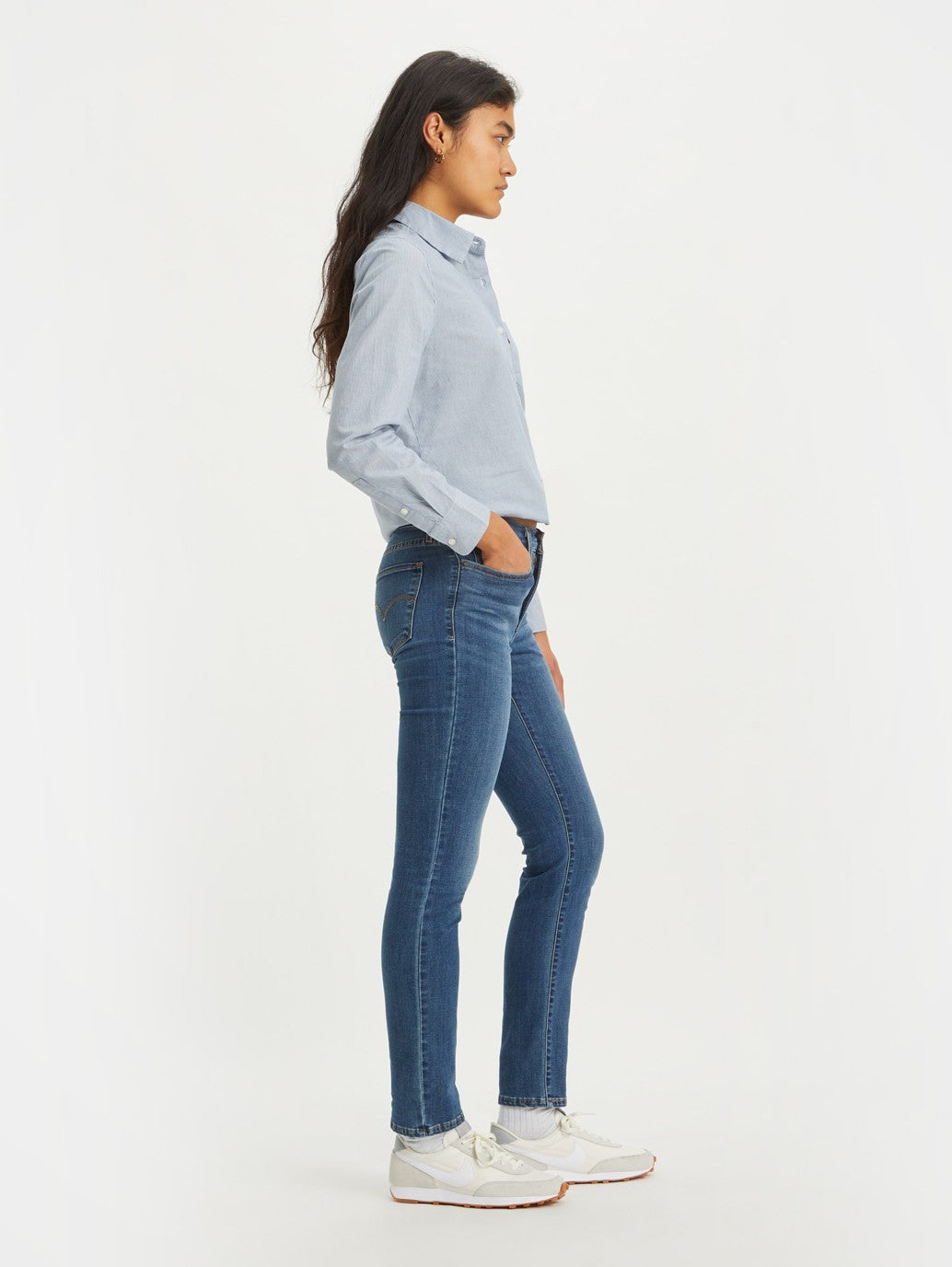 Levi's Women's 312 Shaping Slim Jeans