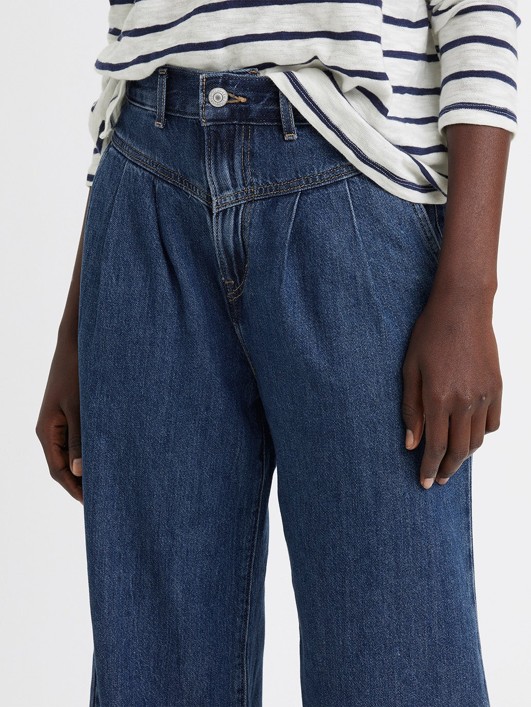 Levi's® Women's Featherweight Baggy Jeans