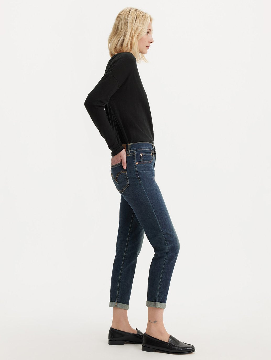 Levi's® Women's Mid-Rise Boyfriend Jeans