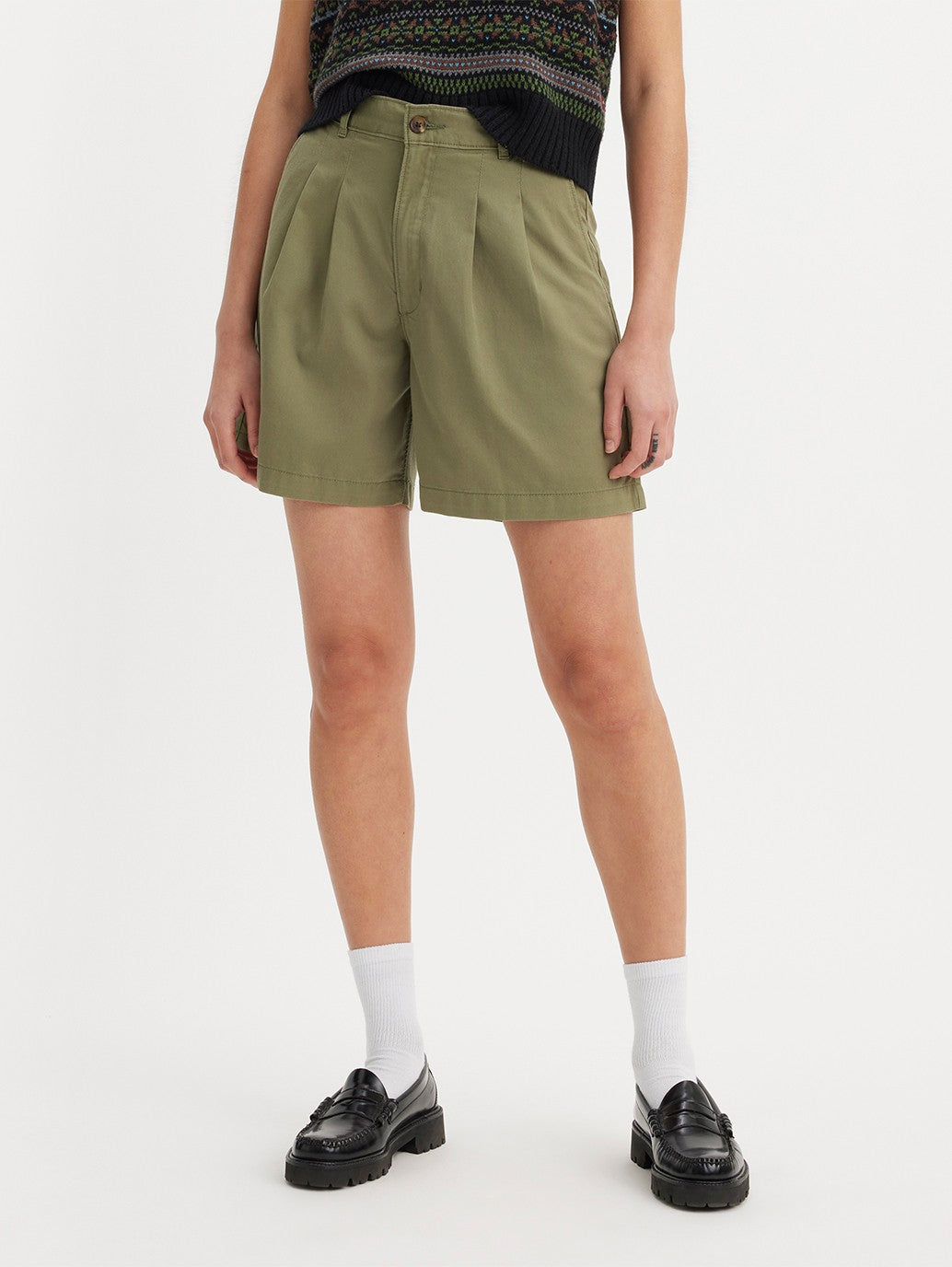 Levi's® Women's Pleated Trouser Shorts