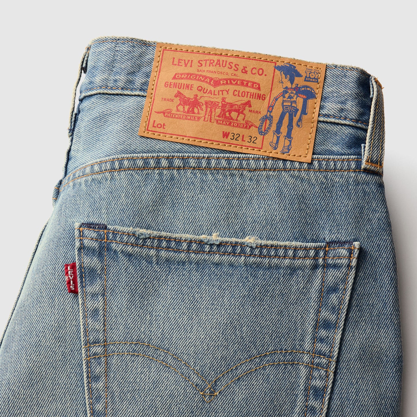 Levi's® x Toy Story Men's 568 Loose Jeans